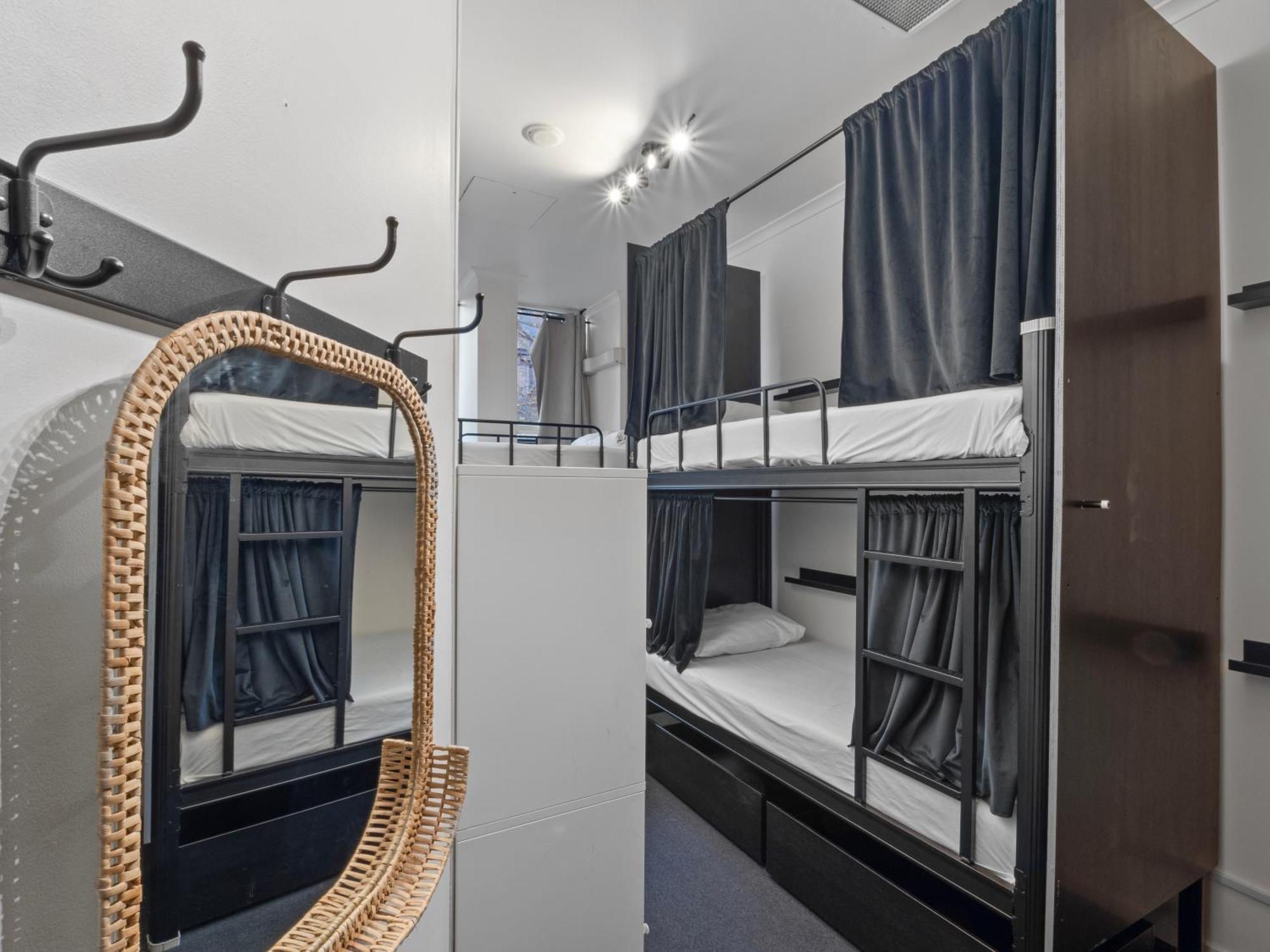 Azzurro Pod Hotel - Central Сидней Экстерьер фото