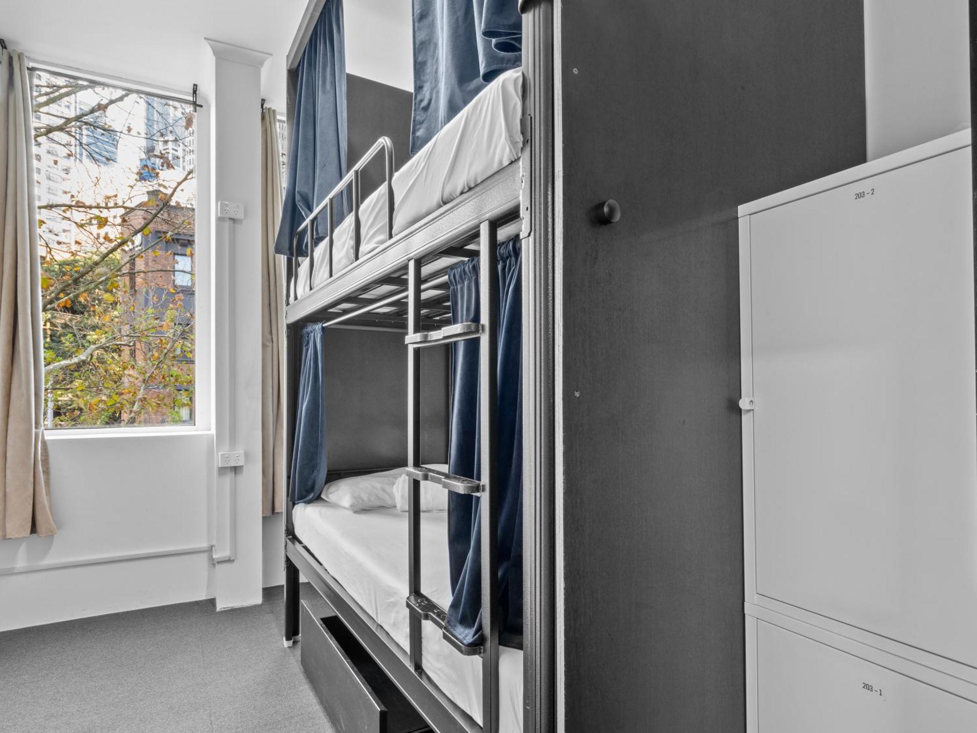 Azzurro Pod Hotel - Central Сидней Экстерьер фото